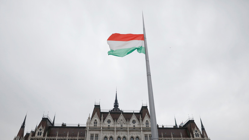 ЕК подтвердила право Венгрии самостоятельно закупать «Спутник V»