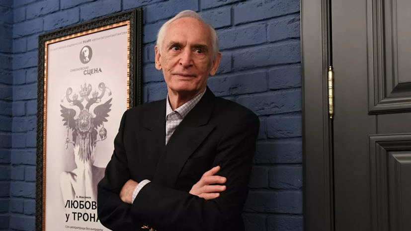 Лукашенко выразил соболезнования в связи со смертью Ланового