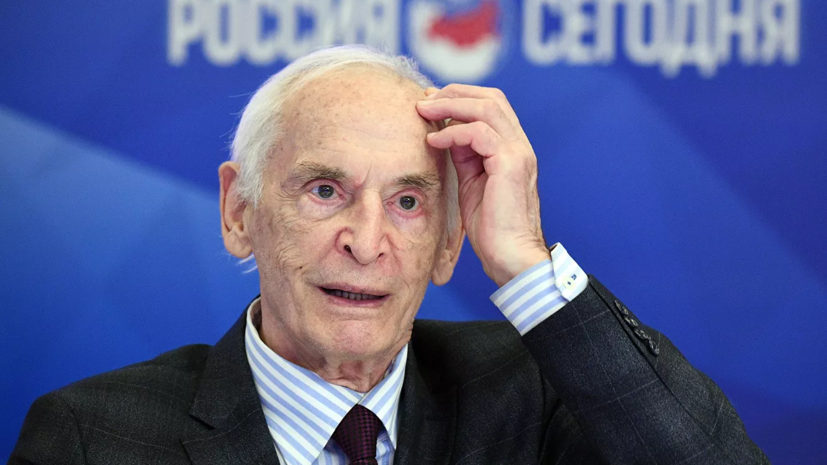 Лев Прыгунов выразил соболезнования в связи со смертью Василия Ланового