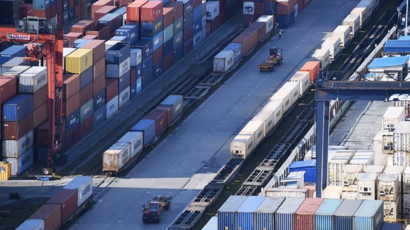 В АКОРТ заявили, что торговые сети не испытывают сложностей с логистикой