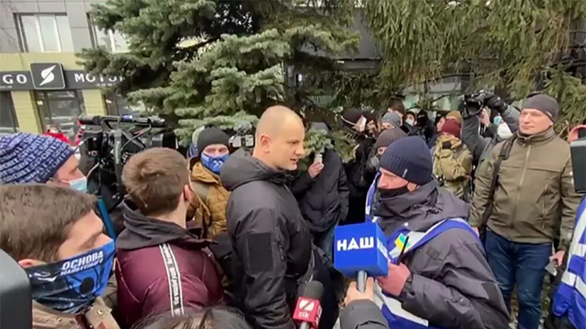 В Киеве националисты попытались штурмовать здание телеканала «НАШ»