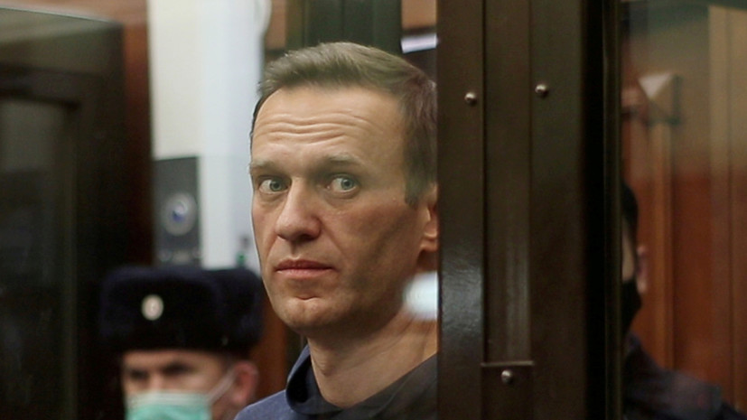 Навального доставили в Бабушкинский суд