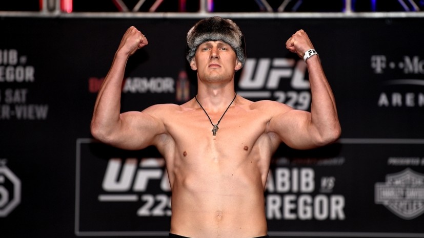 Волков нокаутировал Оверима на UFC Vegas 18