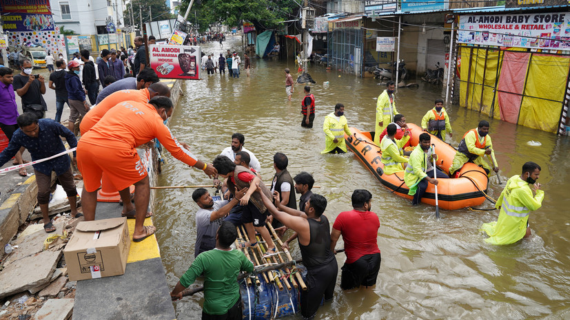 ANI: в Индии до 150 человек пропали во время наводнения