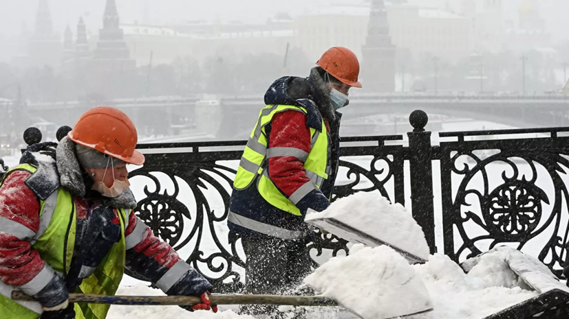 Власти Москвы рассказали о процессе уборки снега в городе