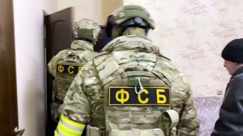 Из тайника изъяли пояс смертника: ФСБ задержала планировавших теракты на Северном Кавказе