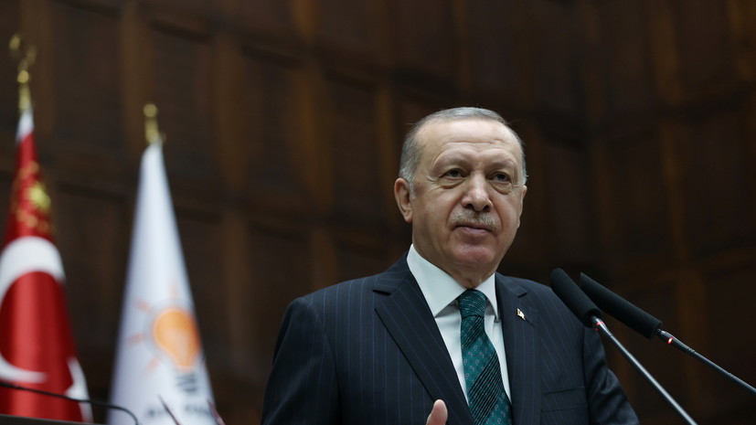 Эрдоган анонсировал смягчение коронавирусных ограничений в Турции