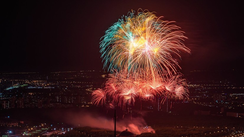 Салют в честь 23 Февраля организуют в трёх городах Крыма