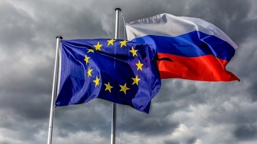 Reuters: главы МИД ЕС договорились подготовить санкции против России