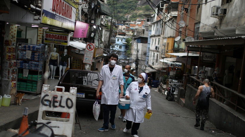 Число жертв коронавируса в Бразилии приблизилось к 250 тысячам