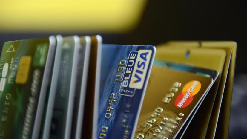 В России снизились объёмы выдачи кредитных карт