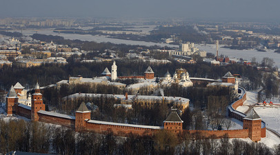 Панорамный вид на Новгородский кремль