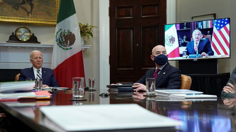 Байден и президент Мексики провели переговоры