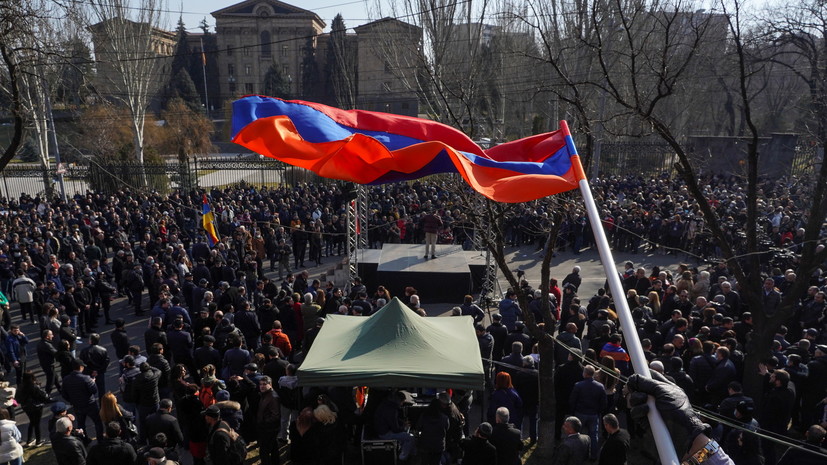 Армянская оппозиция заявила о возбуждении дела против её лидера
