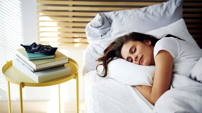 Сомнолог оценил возможное влияние графика отхода ко сну на здоровье