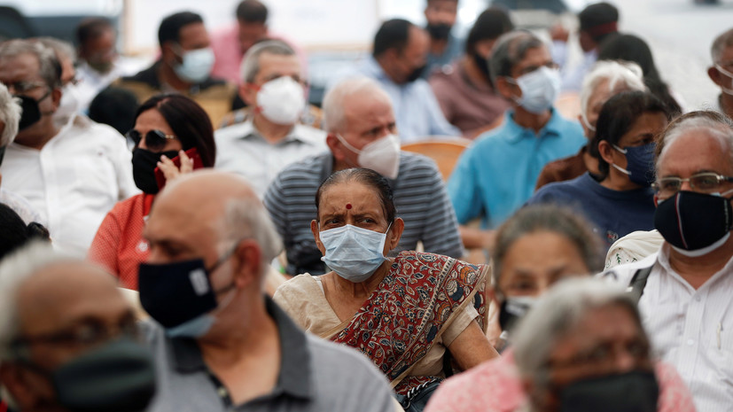 В Индии за сутки выявили более 18 тысяч случаев коронавируса