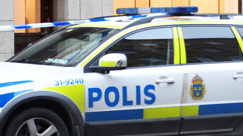 В Стокгольме полиция разогнала митинг против карантинных ограничений