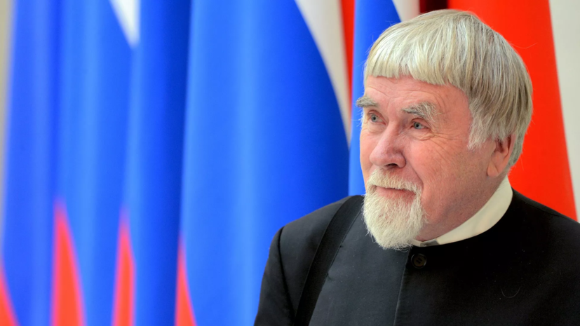 Путин выразил соболезнования в связи со смертью писателя Курбатова