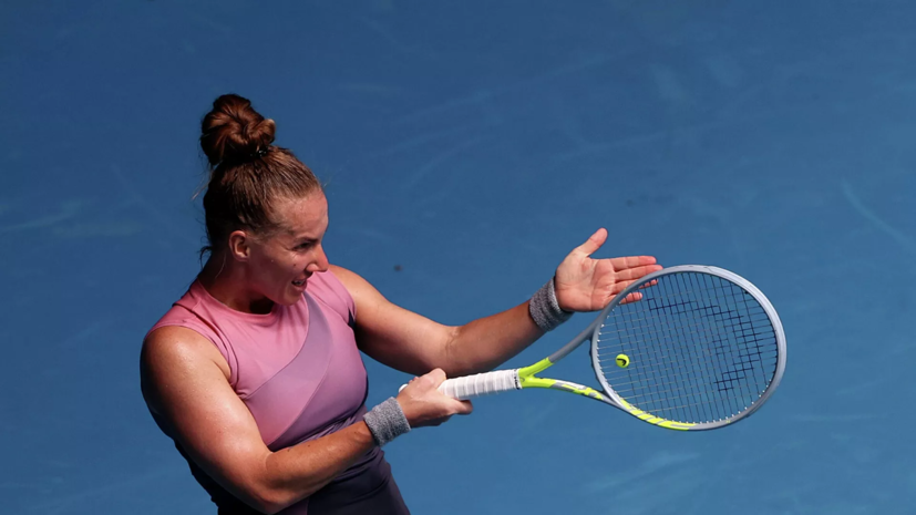Кузнецова проиграла Крейчиковой в третьем круге турнира WTA в Дубае