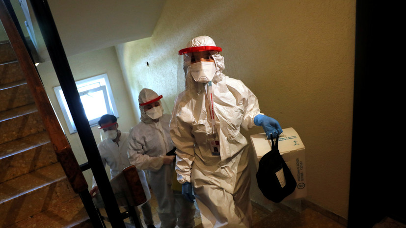 В Турции выявили более 41 тысячи случаев инфицирования британским штаммом