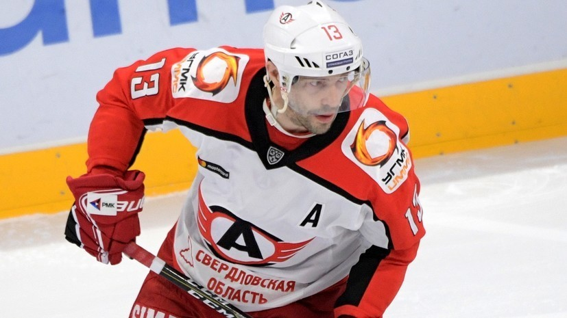 Агент Дацюка заявил, что хоккеист пока не принял решения о завершении карьеры