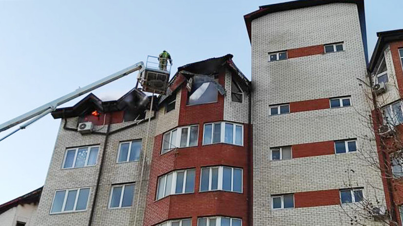 Площадь пожара в жилом доме в Анапе выросла более чем вдвое