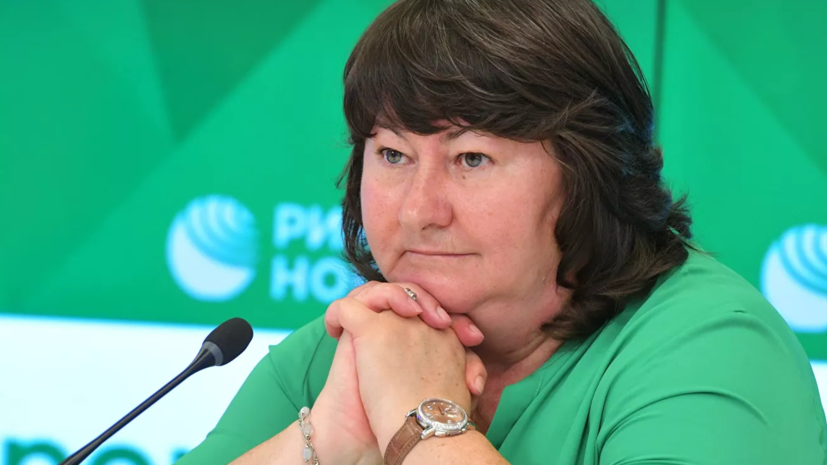 Вяльбе рассказала о двух телеграммах Большунову от Путина