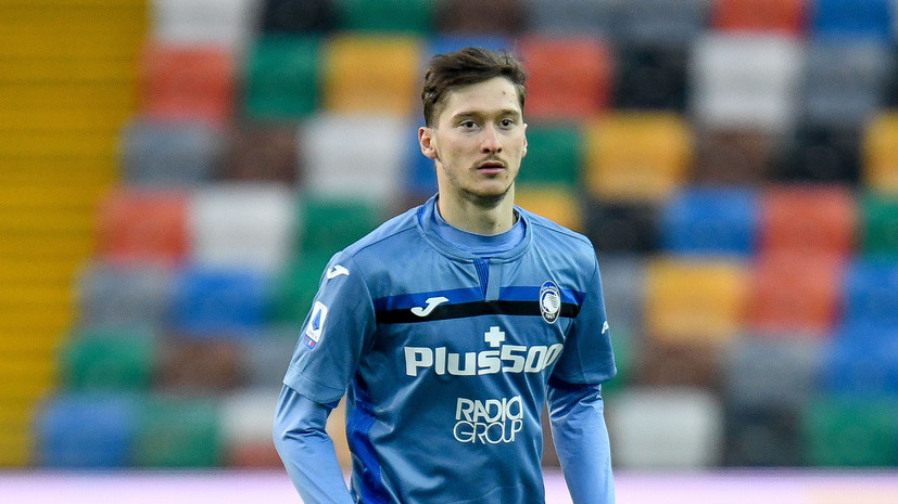 Черчесов заявил, что участие Миранчука в матче со Словенией в Сочи под вопросом