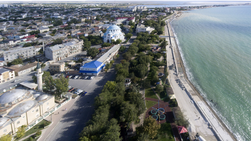 Иностранцам запретили владеть землёй в Крыму