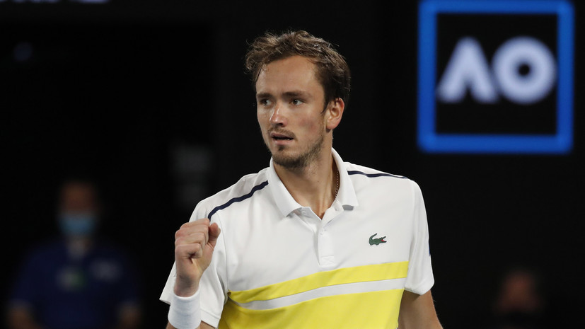 Медведев вышел в третий круг теннисного «Мастерса» в Майами