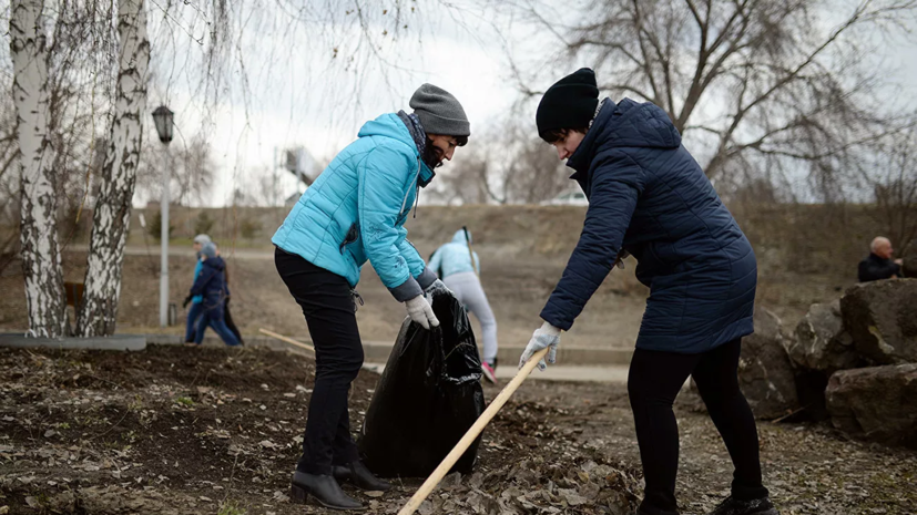 В Ленобласти пройдут субботники на территории музеев и памятников