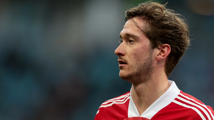 Александр Мостовой считает, что Миранчук должен был выйти с первых минут в матче со Словакией