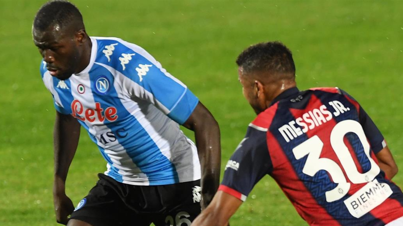 «Наполи» обыграл «Кротоне» в Серии А