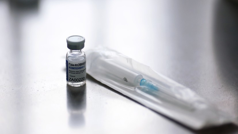 В омском Минздраве оценили темпы вакцинации от коронавируса
