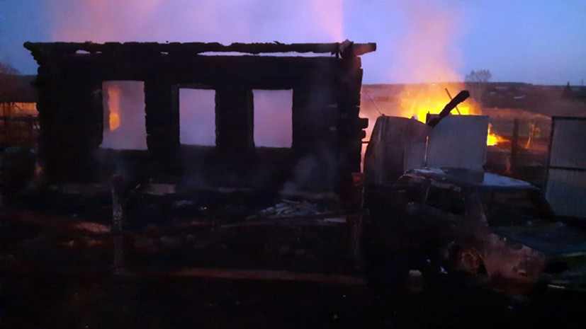 На месте пожара на Урале нашли останки пятого погибшего ребёнка