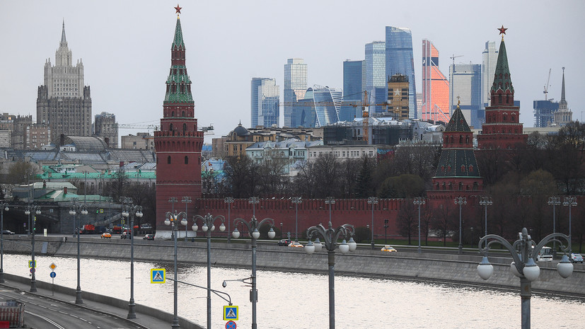 В Москве и области объявили «жёлтый» уровень опасности из-за ветра