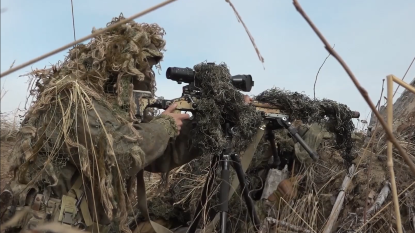 Снайперы ЗВО провели учения в Ленинградской области