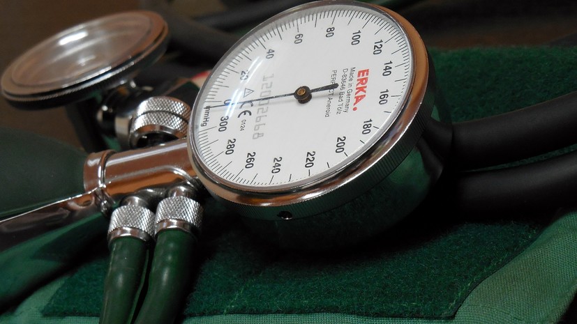 Кардиолог рассказал, как выбирать тонометр