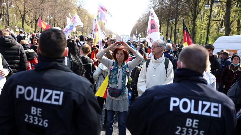 Более 150 человек задержали в Берлине на акции протеста