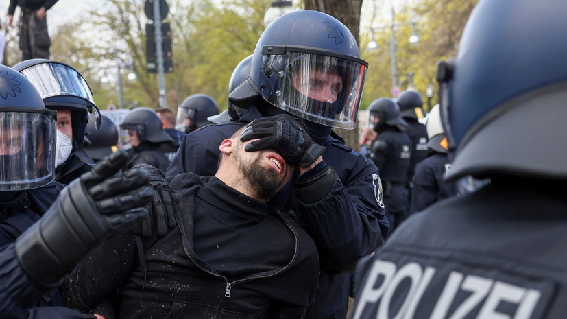 На акции протеста в Берлине пострадали 20 полицейских