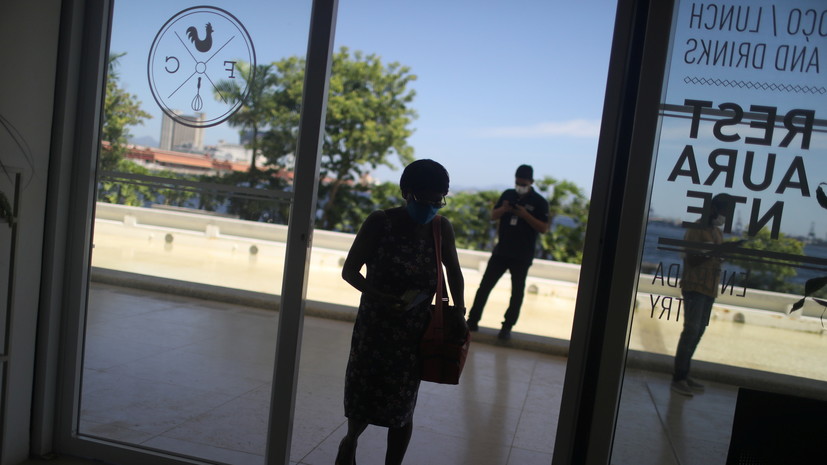 В Бразилии выявили более 45 тысяч случаев коронавируса за сутки