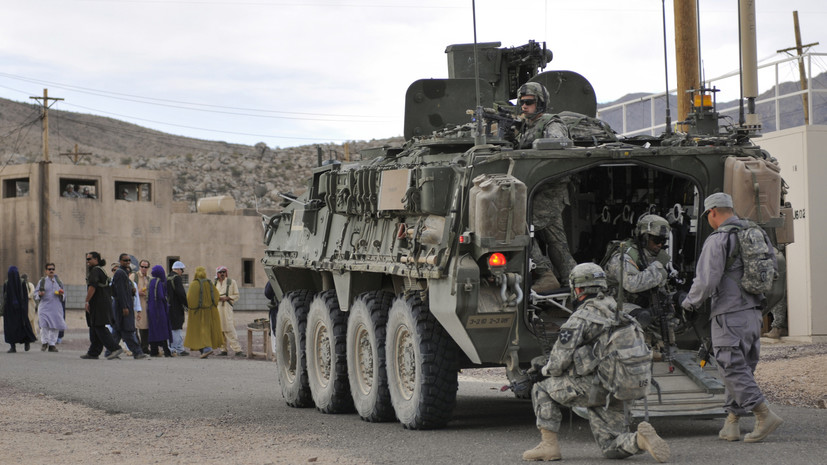 США оставили близ Афганистана авианосец