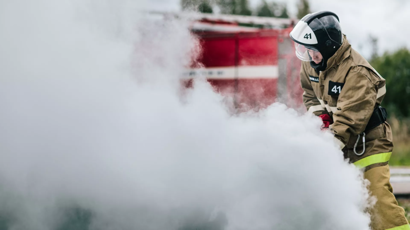 В МЧС заявили об увеличении площади пожара в Кургане