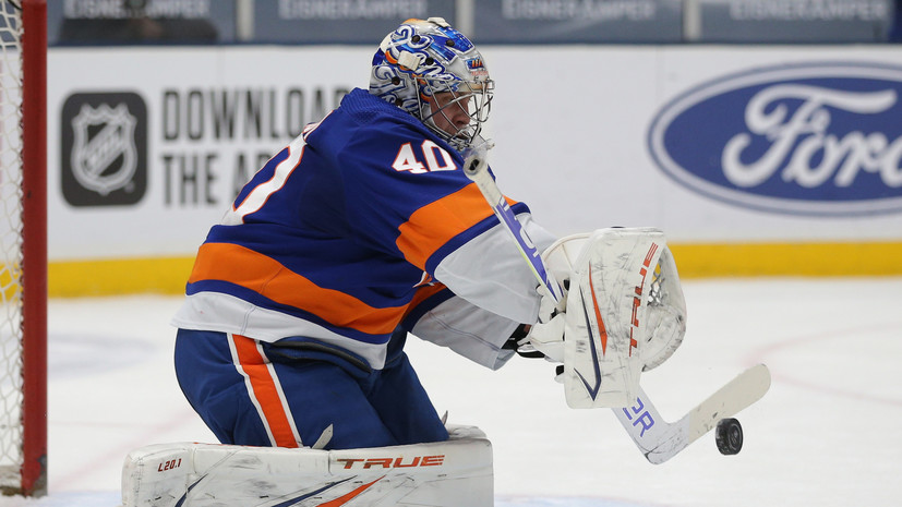 Варламов стал третьей звездой дня НХЛ