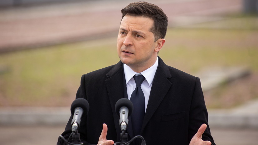 Зеленский утвердил на Украине центр противодействия дезинформации