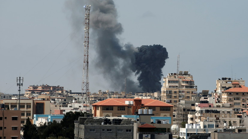 В Израиле два человека погибли после попадания снаряда в автомобиль
