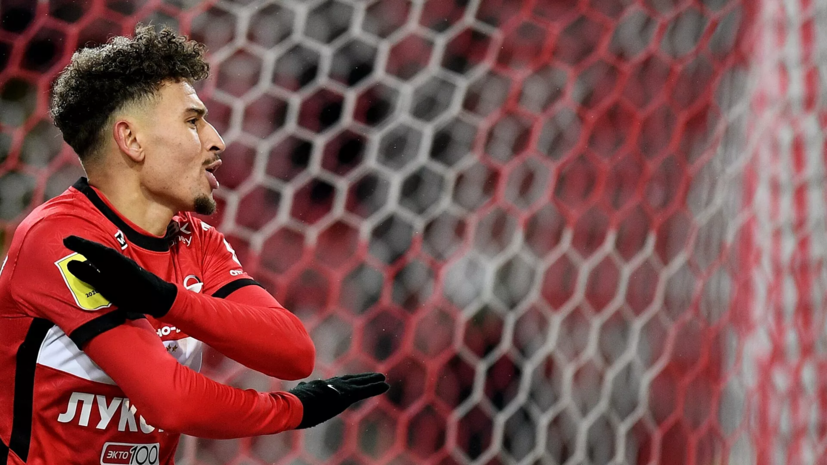 Агент Ларссона рассказал об интересе к футболисту со стороны топ-клубов