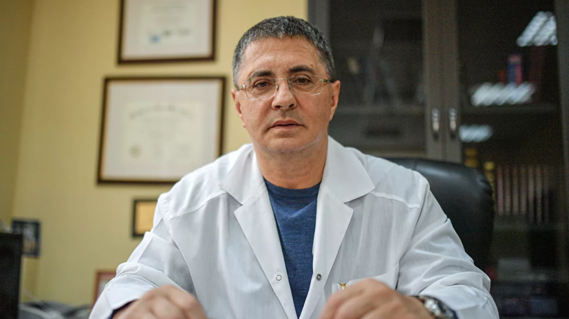 Мясников заявил о начале третьей волны коронавируса в России