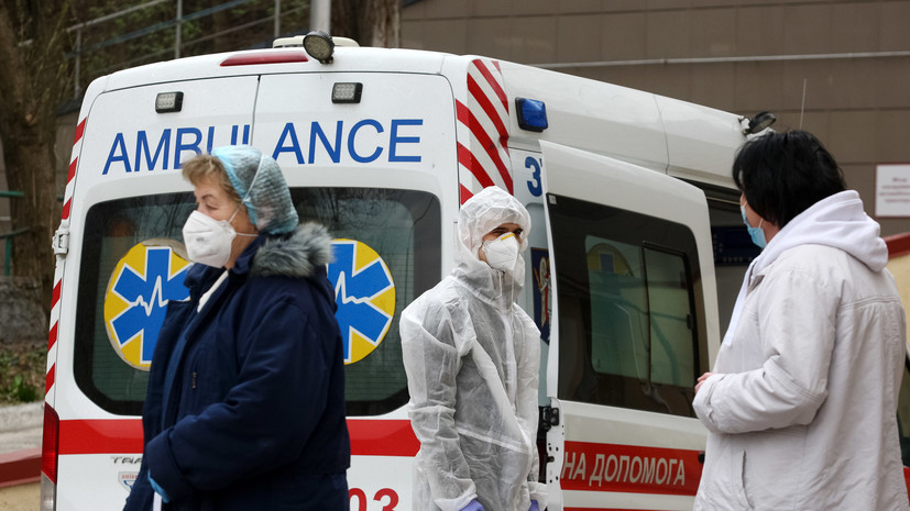 Число случаев COVID-19 на Украине выросло почти на 3,4 тысячи