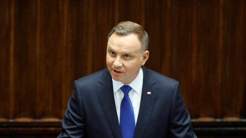 Президент Польши назвал Россию «ненормальной страной»
